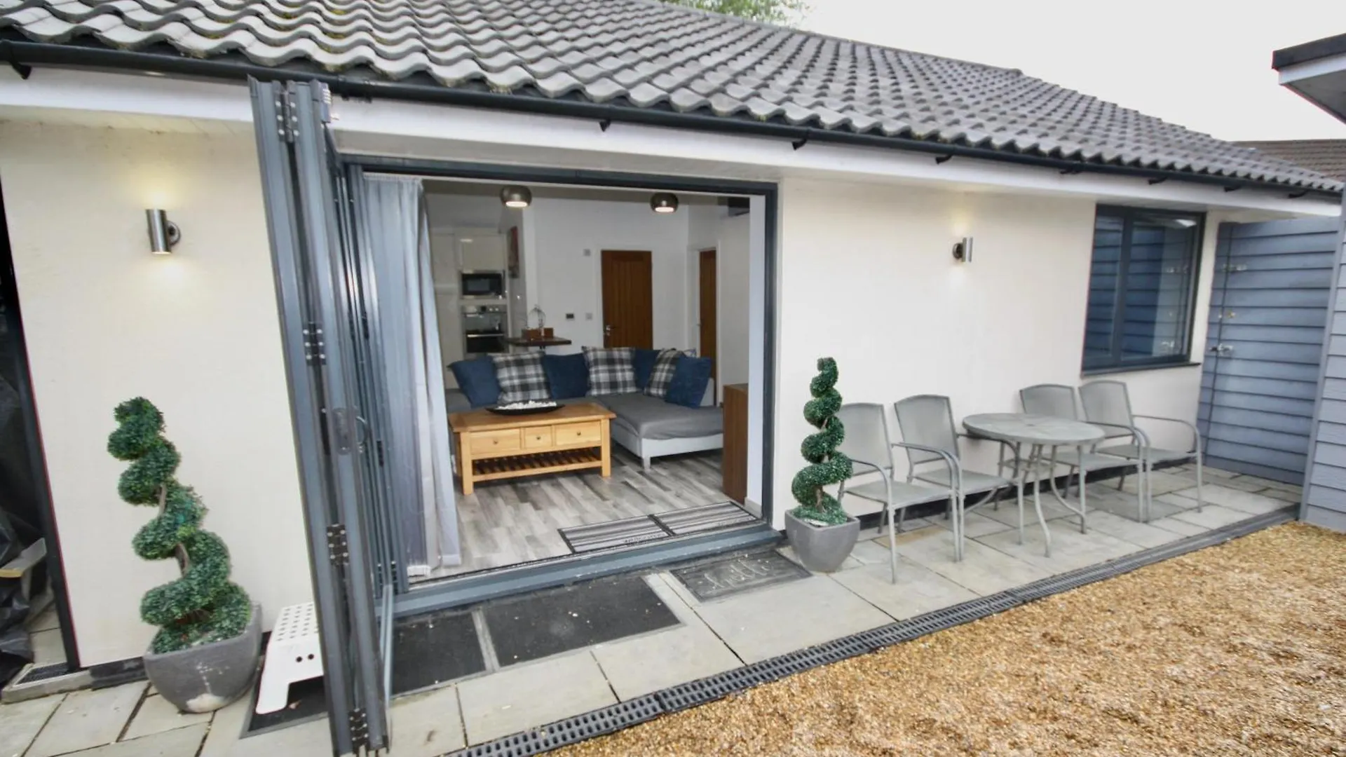 Ferndown Holiday Let 0*,  United Kingdom