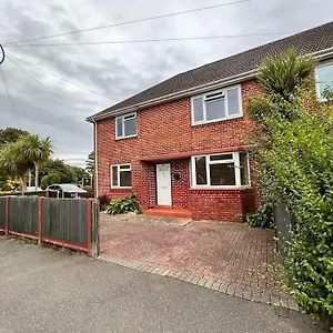 Apartment Beautiful House In Bournemouth, Ferndown